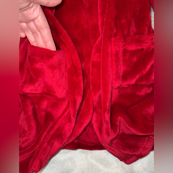 Land’s End Plush Robe with Hood - Picture 6 of 9